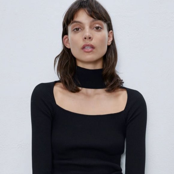 Cut out knit sweater - Picture 1 of 3